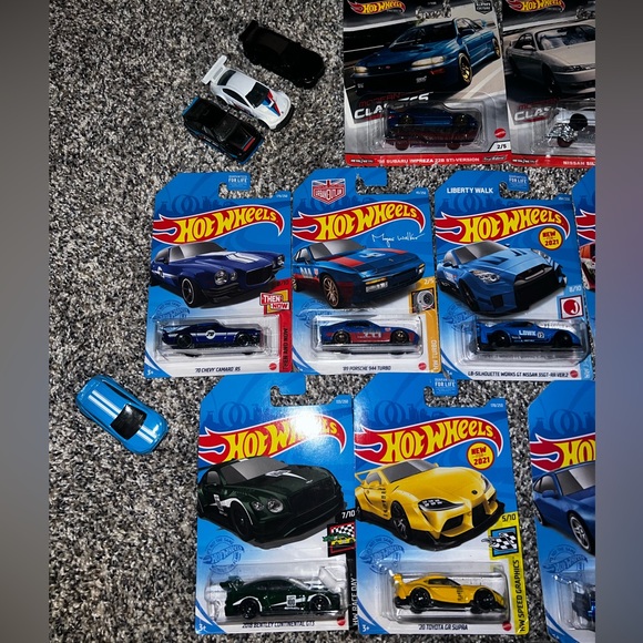 Hot Wheels - Picture 2 of 3